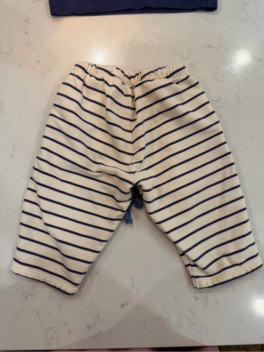 Oso & Me Remy Sweatshirt and Chris Jogger Size: 12m